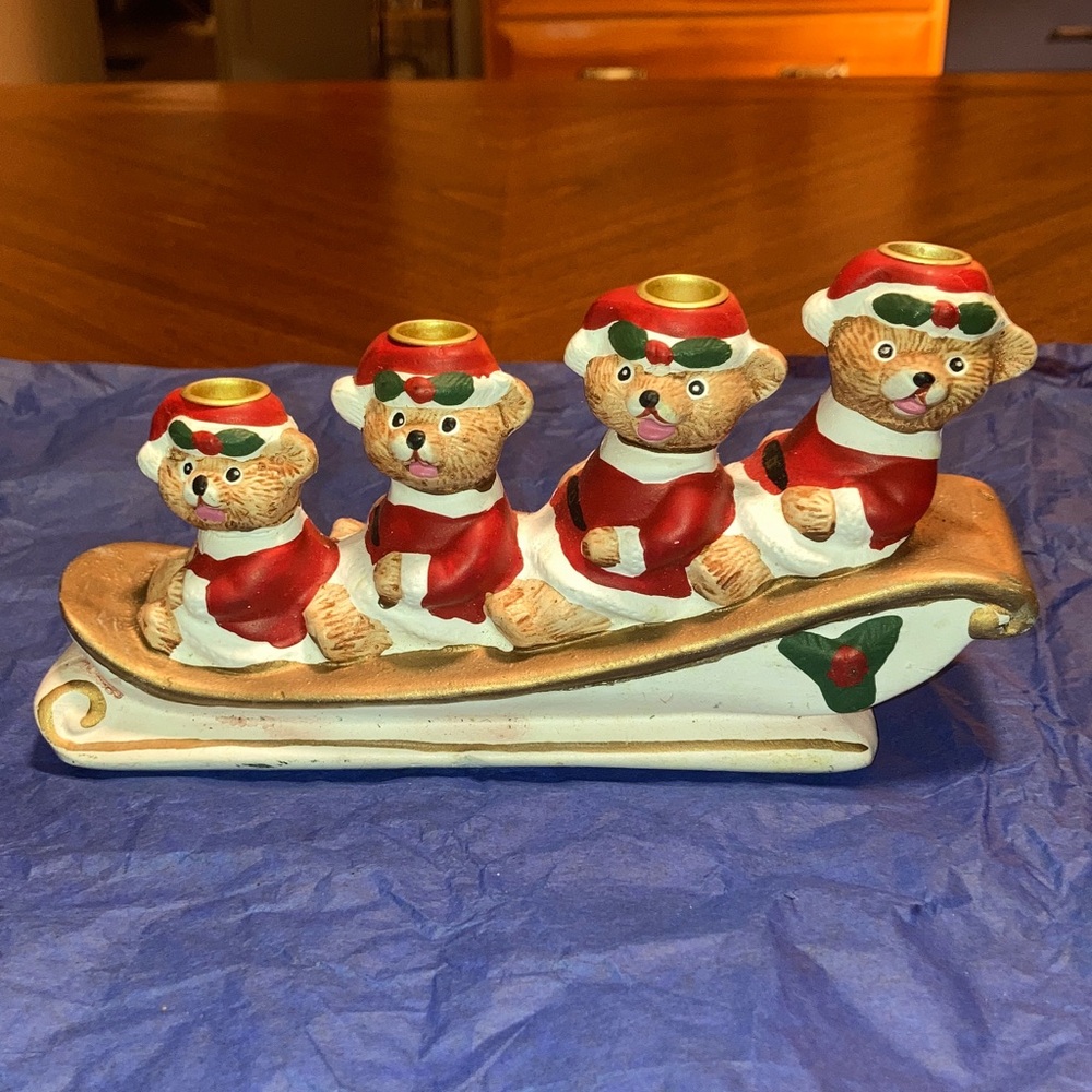 5 for $25 💸💸💸💸💸 
Festive Bear Sleigh Candle Holder
